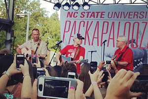 在Packapalooza执行。