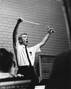 J佩里·沃森，大约1970年。图片由NCSU图书馆提供。