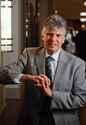 普尔管理学院院长艾拉·韦斯说。