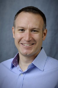 詹姆斯·穆赫兰研究殖民时期印度英语文学的兴起。