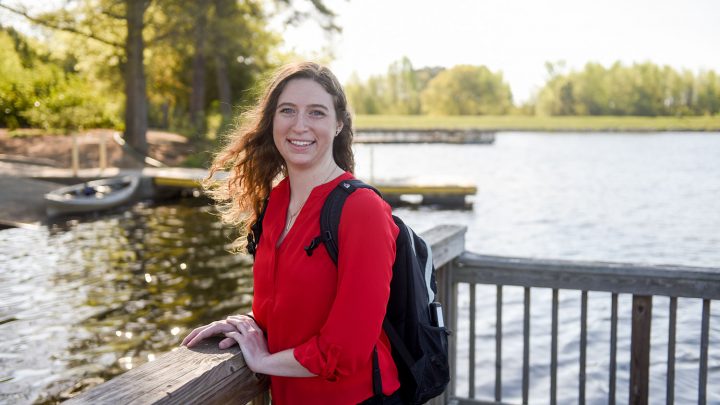 NC州毕业生Jessica Kraus。