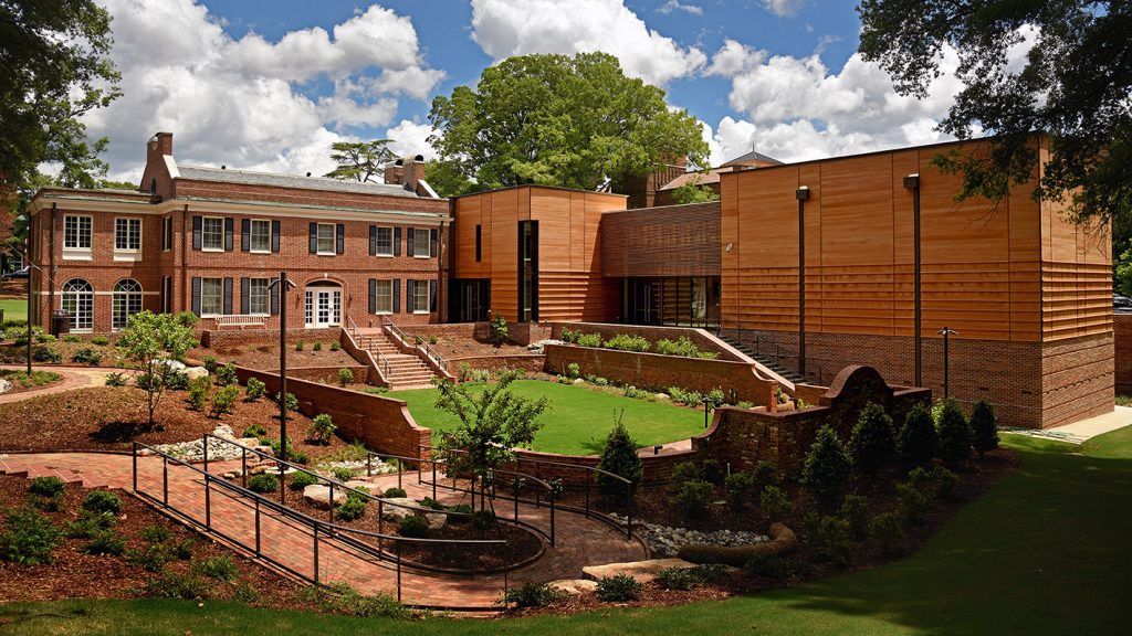 格雷格艺术与设计博物馆的外观。