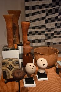 从奥蒙德桑德森和柏立基收集展出的作品在艺术与设计的格雷格博物馆。