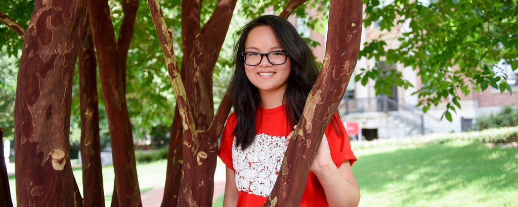 NC州立学生Kelci Cox在北卡罗来纳州法院。