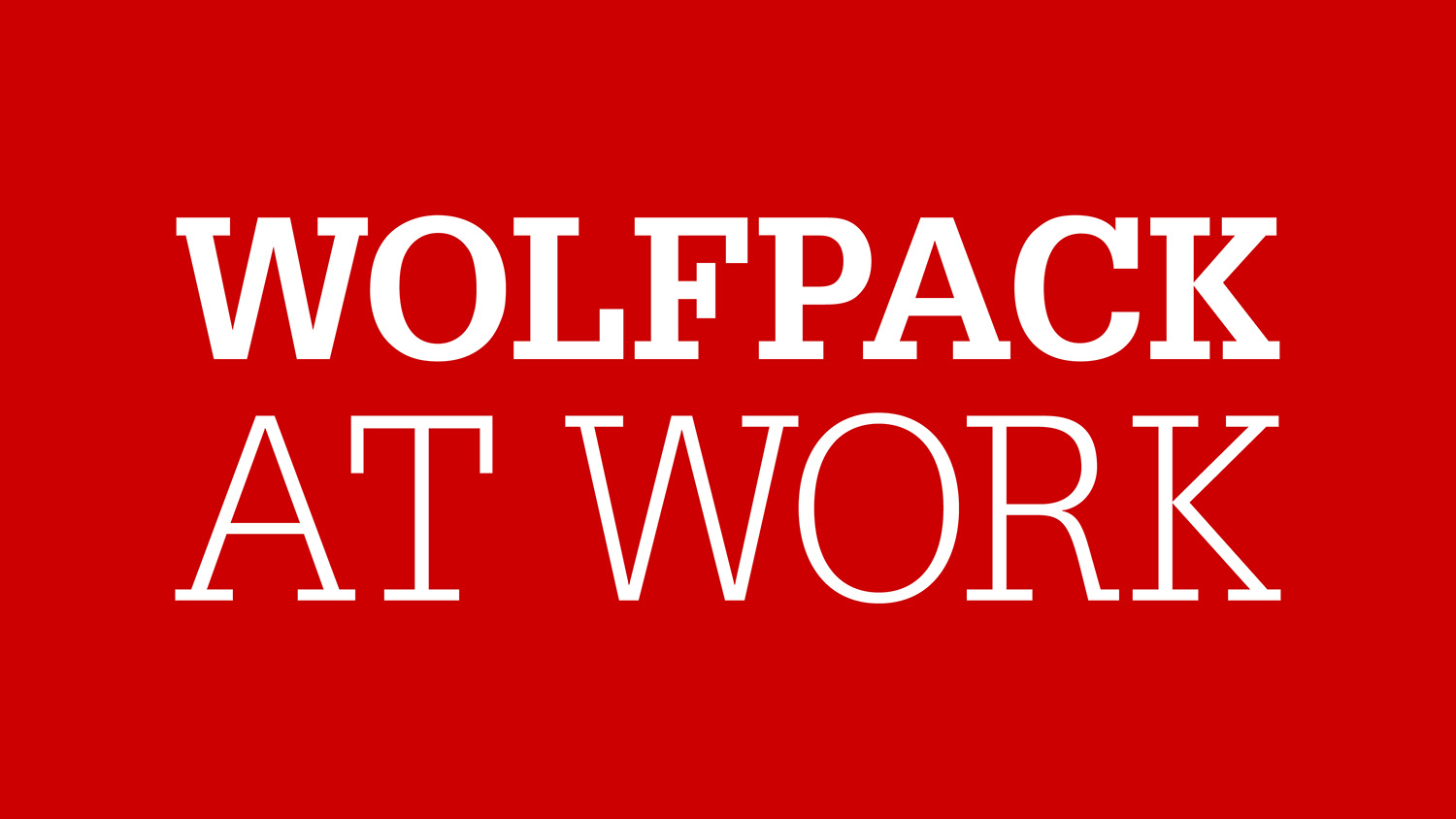 徽标说wolfpack在工作在红色背景。