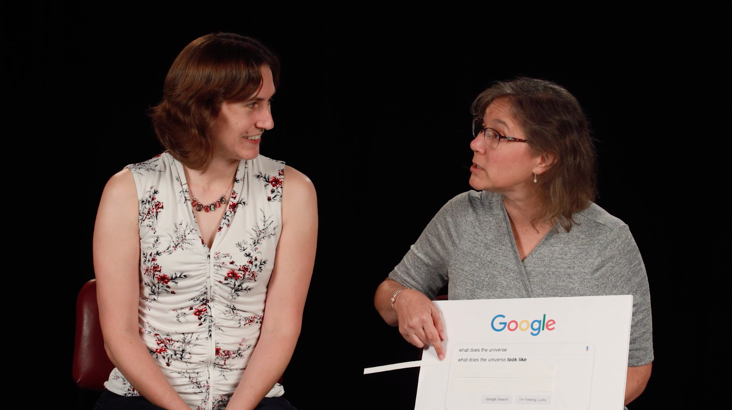 凯蒂·麦克和劳拉·波顿利回答有关外太空的问题。