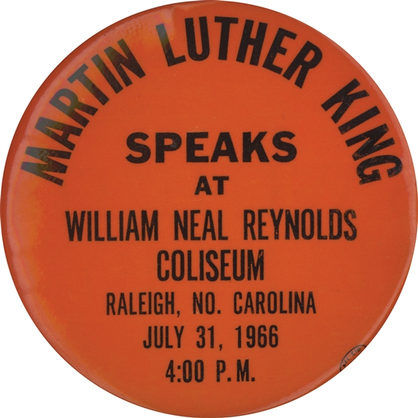 Martin Luther King Jr的按钮1966年访问NC州