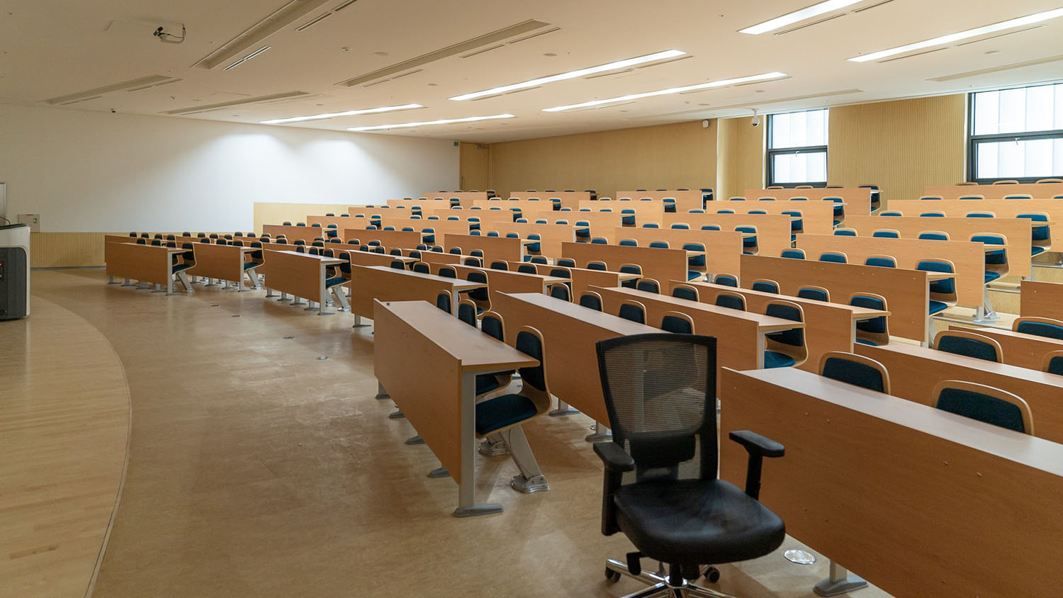 一所大学的教室