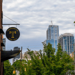 转移食物大厅看法从外面。