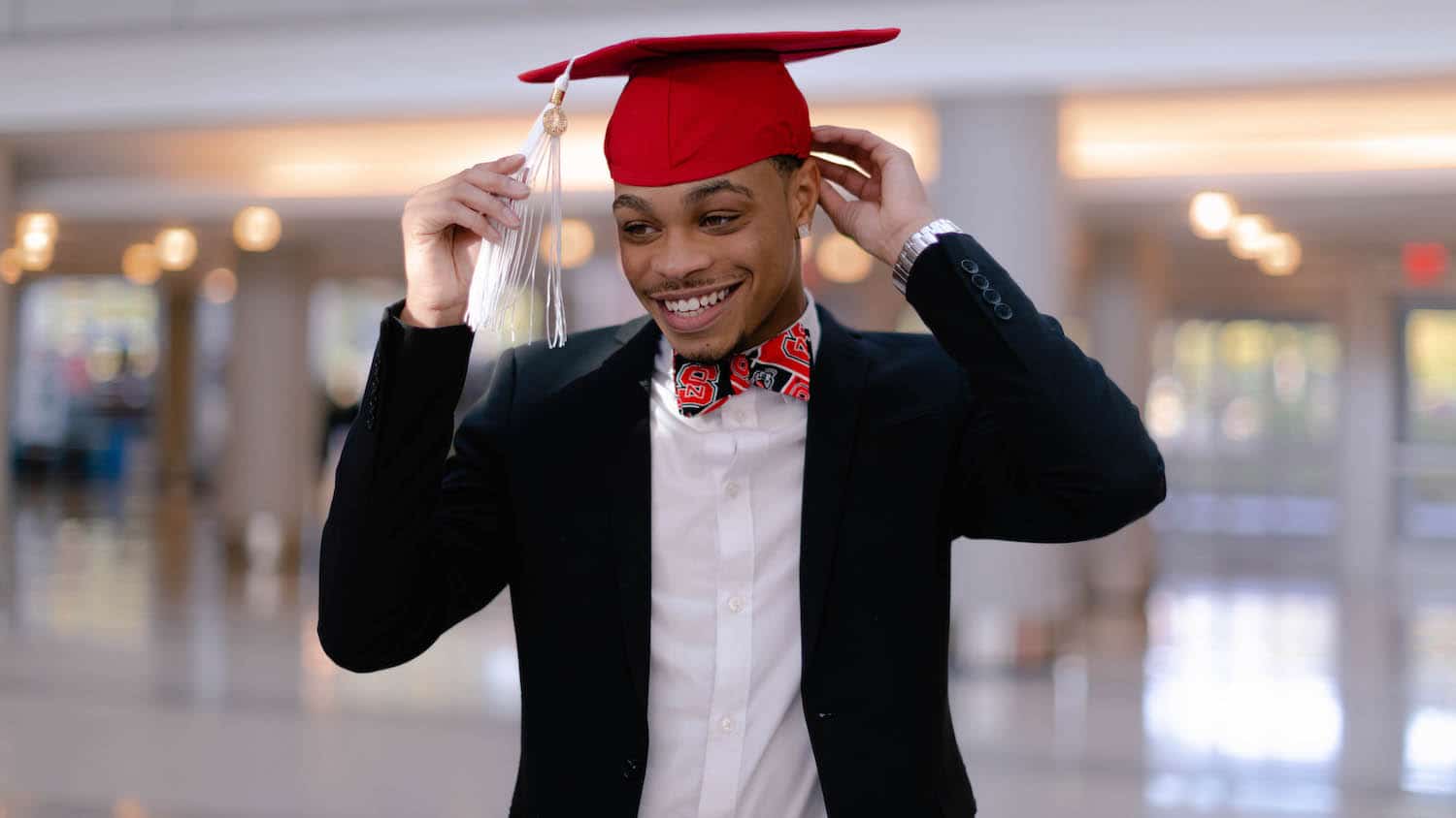 本杰明•蒂尔曼。