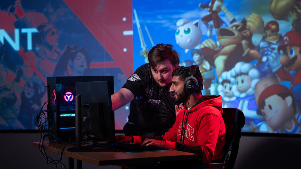 Esports Club members collaborate in the Teaching and Visualization Lab in Hunt Library.