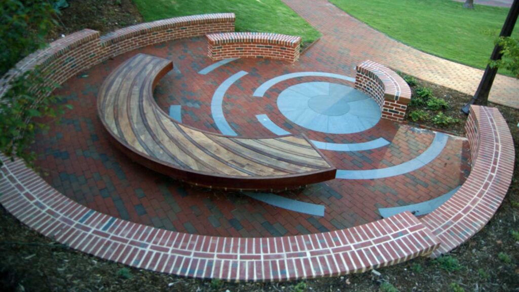 北卡罗来纳法院2000年代增加第二个户外课堂