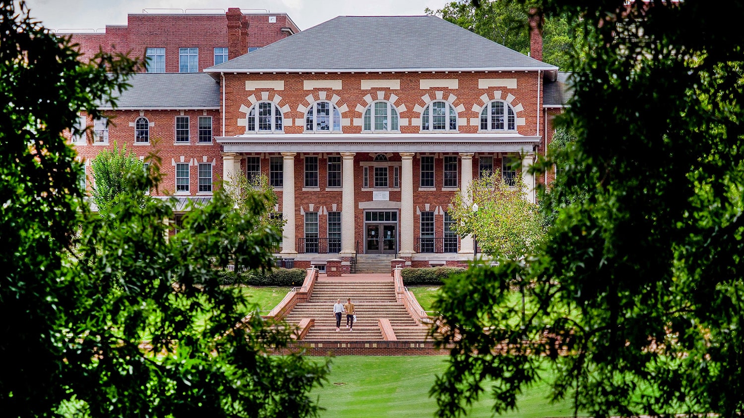 北卡罗来纳法院